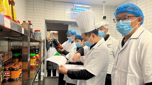 雙龍市場監管分局強化春季校園食品安全監管
